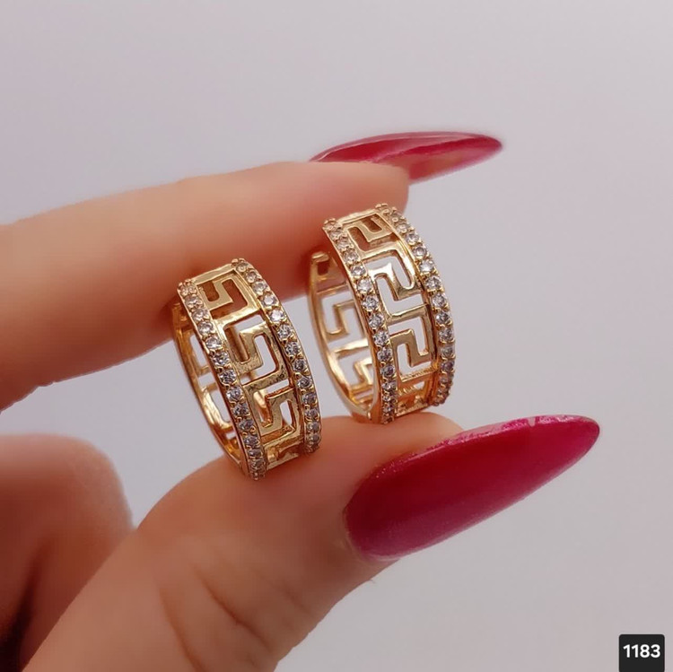 گوشواره ورساچ نگیندار مارک ژوپینگ ۱۱۸۳