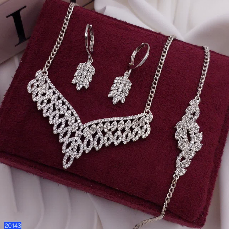 سرویس طرح جواهر نگیندار ۲۰۱۴۳