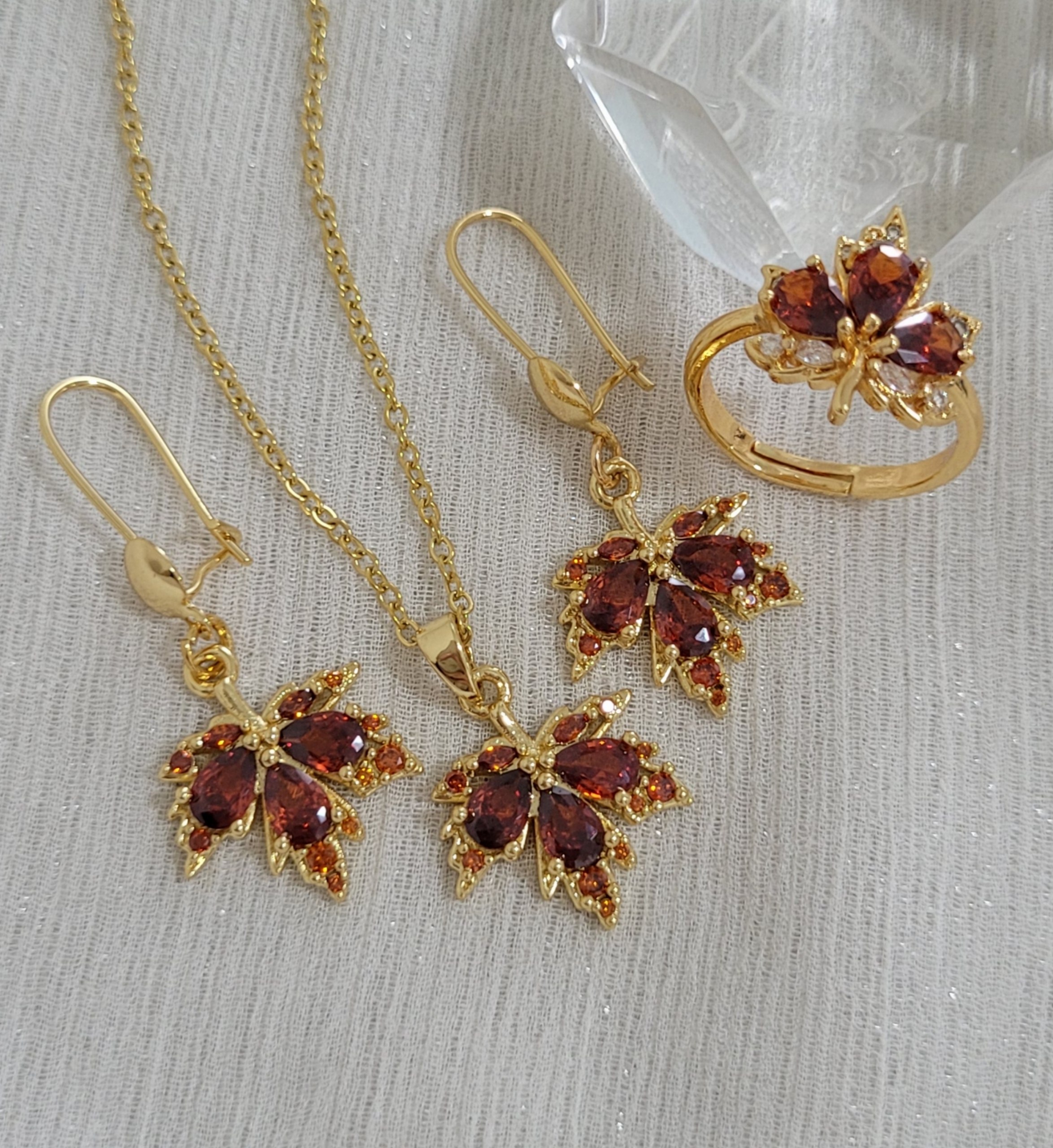 سرویس برگ پاییزی